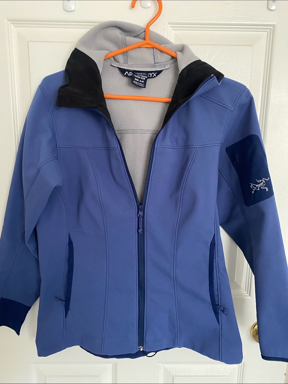 Arc'teryx Women's Purple-Blue Softshell Utility Jacket